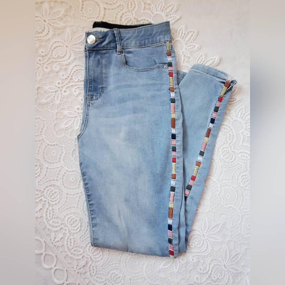 Knox Rose Jeans size 6